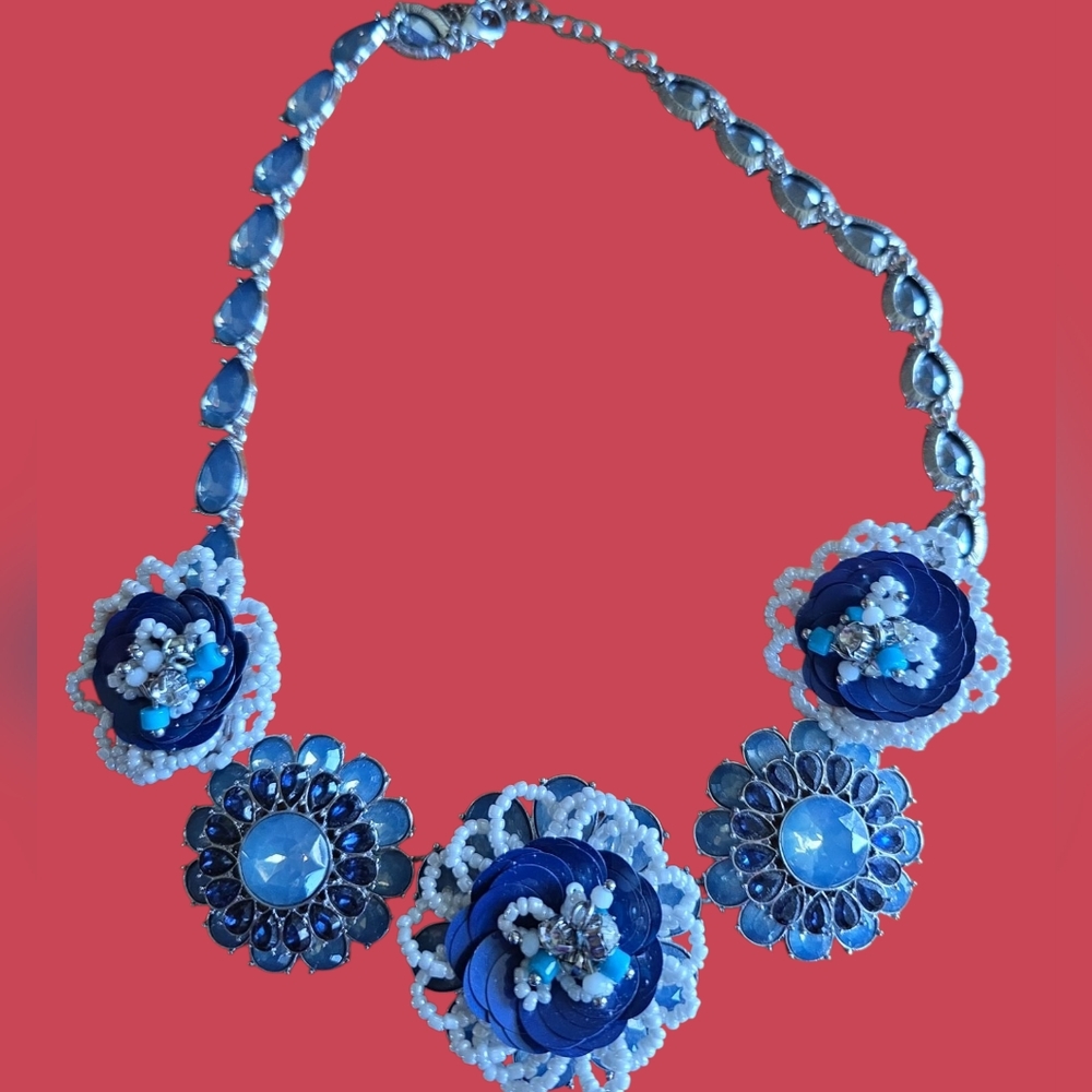 Talbots Blue and White Floral Necklace. FINAL PRICE